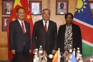 WINDHOEK, 27 May 2026 - National assembly Speaker, Saara Kuugongelwa-Amadhila (R), Vice Chairperson of The National Committee of the China People’s Political Consultative Conference (CPPCC), Zhu Yongxin (M) and Ambassador of China to Namibia, Zhao Weiping, during a visit by a Chinese delegation to Parliament. (Photo by: Ali Negumbo) NAMPA