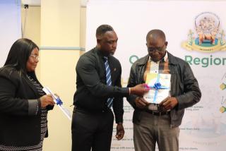 OSHAKATI, 10 June 2026- (From left to right)  Oshana Chief Regional Officer, Teopolina Hamutumua, Oshana regional governor, Hofni Iipinge and the Chairperson of the Oshana Regional Council Abraham Kaushiweni during the launch of the regional strategic plan and customer service charter on Wednesday. (Photo: contributed) 