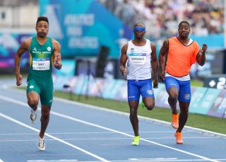 GLASGOW, 29 July 2026 – Para-sprinter Ananias Shikongo and his guide Even Tjuiju in action during the T11/12 100 metre heats at the Commonwealth Games in Glasgow, Scotland. (Photo: Hesron Kapanga) NAMPA