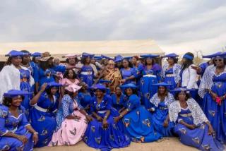 OVINJANGE, 25 SEPTEMBER 2026- Vice President Lucia Witbooi with members of the Ondiri Peer Group during their General Assembly at Ovinjange Village in the Kunene Region on Friday. (Photo: Contributed) NAMPA 