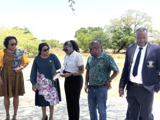 NKURENKURU, 22 October 2026- Deputy Minister of Justice and Labour Relations Inecia Theresia Brandt, Kavango West Governor Verna Sinimbo and other leaders on Thursday, visited land allocated by the Nkurenkuru Town Council for the Ministry of Justice’s regional office.

The site comprises of two erven with a total area of four hectares.

(Photo: Lylie Joel)
NAMPA