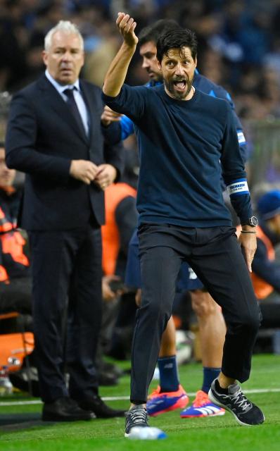 FC Porto's Portuguese coach Victor Bruno reacts during the Portuguese league football match between FC Porto and SC Braga, at the Dragao stadium in Porto on October 6, 2024. (Photo by MIGUEL RIOPA / AFP)