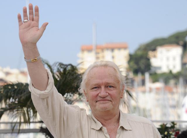 (FILES) French actor Niels Arestrup poses during the photocall of the movie "Un Prophete" in competition at the 62nd Cannes Film Festival on May 16, 2009. French-Danish actor Niels Arestrup passed away at his house in Ville-d'Avray on December 1, 2024 aged 75 year-old announced his press officer and his wife to AFP. (Photo by Anne-Christine POUJOULAT / AFP)