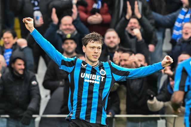 Club's Dane forward #07 Andreas Skov Olsen celebrates after scoring a goal during the Belgian Proleague football match between Club Brugge KV and KRC Genk in Brugge on December 15, 2024. (Photo by BRUNO FAHY / Belga / AFP) / Belgium OUT