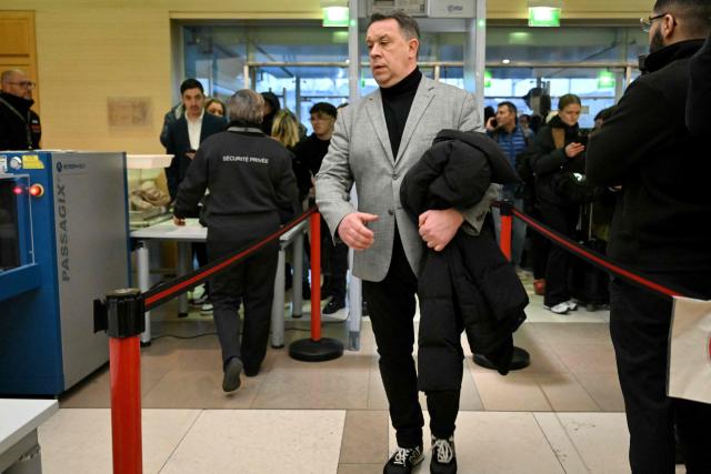 David Pelicot passes through security check as he arrives at the courthouse in Avignon on December 19, 2024, as the verdict is expected in the trial of his father, with 50 others, accused of drugging his wife and orchestrating multiple rapes over nearly a decade. A court in the French southern town of Avignon is trying Dominique Pelicot, a 71-year-old retiree, for repeatedly raping and enlisting dozens of strangers to rape his heavily sedated wife Gisele Pelicot in her own bed over a decade. Fifty other men, aged between 26 and 74, are also on trial for alleged involvement, in a case that has horrified France. (Photo by Miguel MEDINA / AFP)