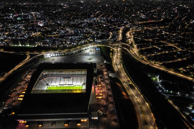 TOPSHOT - Aerial view showing the Neo Quimica Arena stadium in Sao Paulo, Brazil, taken on May 7, 2025. FIFA announced on May 7, 2025, the eight cities that will host the 2027 Women's World Cup in Brazil, the first in Latin America and under the host's dream of winning its first Cup despite the announced absence of its idol Marta. The host cities will be Sao Paulo, Rio de Janeiro, Brasilia, Belo Horizonte, Porto Alegre, Salvador, Fortaleza y Recife. (Photo by Nelson ALMEIDA / AFP)