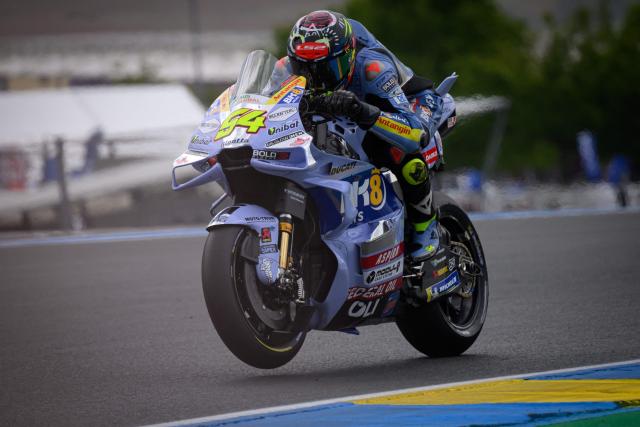 BK8 Gresini Racing MotoGP team's Spanish MotoGP rider Fermin Aldeguer rides during a France Moto GP Grand Prix free practice session at the Le Mans Circuit on May 9, 2025. (Photo by Loic VENANCE / AFP)