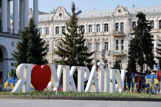 This photograph shows the sign "I love Ukraine" displayed at the Independence Square (Maidan) in Kyiv on May 10, 2025, ahead of a gathering of European leaders in the Ukranian capital. The leaders of Britain, France, Germany and Poland make an unprecedented joint visit to Kyiv on May 10, 2025 for talks with Ukraine's President Volodymyr and to urge Russia to agree a ceasefire, a joint statement said. (Photo by Ludovic MARIN / POOL / AFP)