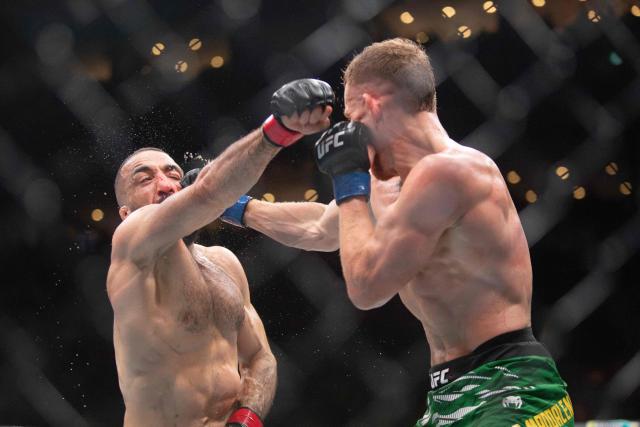 Australia´s mixed martial artist Jack Della Maddalena (R) fights against US mixed martial artist Belal Muhammad during the welterweight bout at the Ultimate Fighting Championship (UFC) 315 event at Bell Centre in Montreal, Quebec, Canada, May 10, 2025. (Photo by Alexis Aubin / AFP)