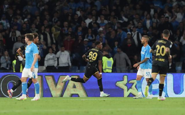 Genoa's English defender #15 Brooke Norton-Cuffy celebrates after scoring a goal during the Italian Serie A football match SSC Napoli vsGenoa CFC on May 11 2025 at the Diego Armando Maradona Stadium. (Photo by CARLO HERMANN / AFP)