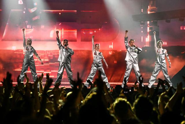 Icelandic duo Vaeb representing Iceland with song "Roa" performs during the dress rehearsal for the first semi-final at the Eurovision Song Contest 2025 in Basel, on May 12, 2025. (Photo by SEBASTIEN BOZON / AFP)