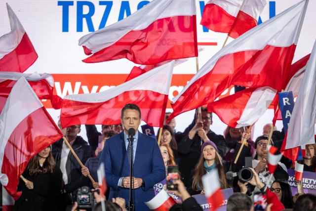 Warsaw's mayor and member of Poland’s ruling Civic Coalition party Rafal Trzaskowski speaks to his supporters after the presidential debate in Polish National Television headquarters in Warsaw on May 12, 2025. Poland will hold presidential election on May 18, 2025. (Photo by Wojtek RADWANSKI / AFP)