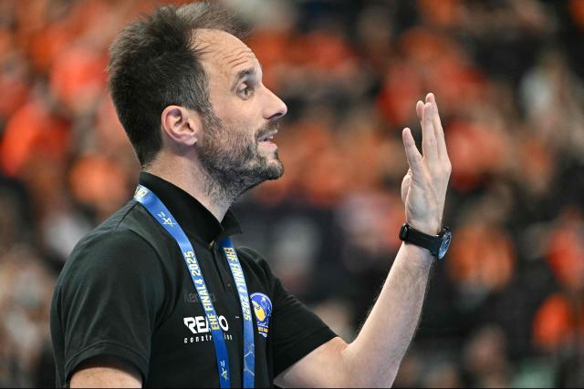 Metz's French coach Emmanuel Mayonnade reacts from the sidelines during the EHF FINAL4 Women 2025 women's EHF Champions League third-place handball match between Team Esbjerg (DEN) and Metz Handball (FRA) on June 1, 2025 in Budapest, Hungary. (Photo by Attila KISBENEDEK / AFP)