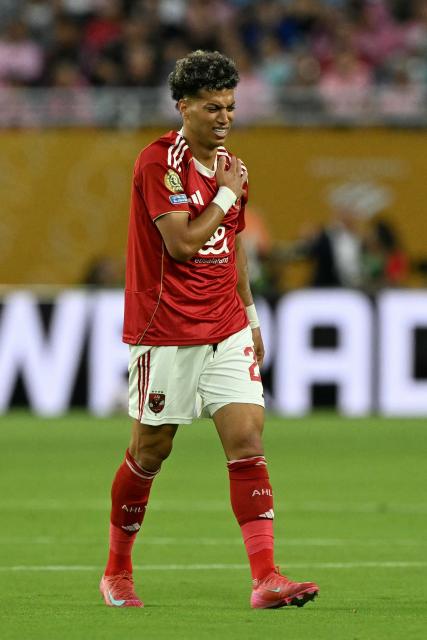 Al Ahly's Egyptian midfielder #22 Emam Ashour reacts during the Club World Cup 2025 Group A football match between Egypt's Al-Ahly and US Inter Miami at the Hard Rock stadium in Miami on June 14, 2025. (Photo by PATRICIA DE MELO MOREIRA / AFP)