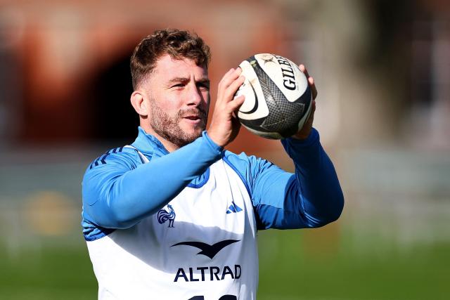 France’s Pierre Bourgarit takes part in a training session in Auckland on July 2, 2025, ahead of their three-match international rugby series against New Zealand, with the first Test match to be played in Dunedin on July 5. (Photo by DAVID ROWLAND / AFP)