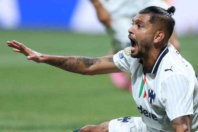 Monterrey's Mexican forward #17 Jesus Corona reacts during the FIFA Club World Cup 2025 round of 16 football match between Germany's Borussia Dortmund and Mexico's Monterrey at the Mercedes-Benz Stadium in Atlanta on July 1, 2025. (Photo by Charly TRIBALLEAU / AFP)