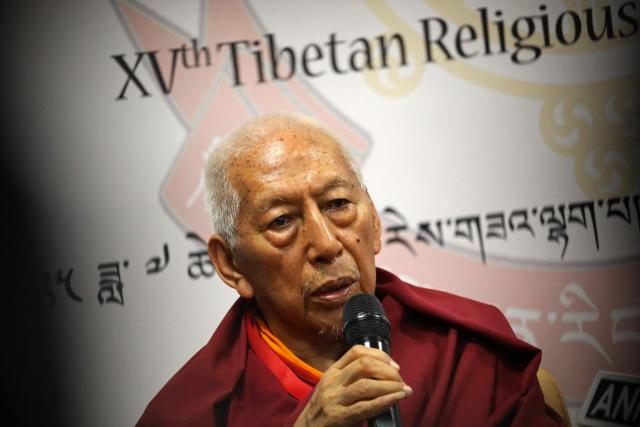 Samdhong Rinpoche, former prime minister of Tibet's government-in-exile addresses a press conference in McLeod Ganj, near Dharamsala on July 2, 2025. Exiled Tibetan spiritual leader the Dalai Lama said on July 2, that the 600-year-old institution will continue after his death, a decision that will have profound impact on his Buddhist followers. (Photo by Sanjay BAID / AFP)