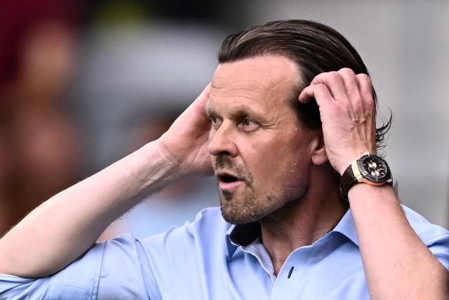 Finland's coach Marko Saloranta reacts during the UEFA Women's Euro 2025 Group A football match between Iceland and Finland at the Arena Thun stadium in Thun on July 2, 2025. Finland won 1-0 over Iceland. (Photo by Fabrice COFFRINI / AFP)