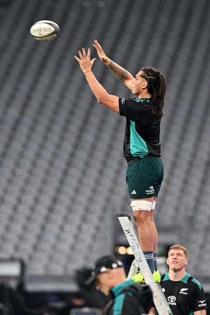 New Zealand's Tupou Vaa'i takes part in the New Zealand captains' run at Forsyth Barr Stadium in Dunedin on July 4, 2025, ahead of their three-match international rugby series against France, with the first Test match to be played in Dunedin on July 5. (Photo by Sanka VIDANAGAMA / AFP) (Photo by Sanka Vidanagama / AFP)