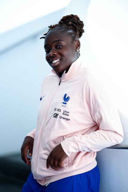 (FILES) France's midfielder #17 Sandy Baltimore poses during an interview in Clairefontaine-en-Yvelines, Paris' suburb, on June 18, 2025. After an impressive end to the season at Chelsea, forward Sandy Baltimore has taken on a new dimension with the French national team, where she is expected to start the clash against England on July 5, 2025 in her debut at the Euro. (Photo by Anne-Christine POUJOULAT / AFP)