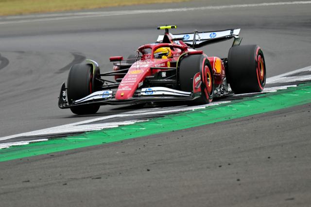 Ferrari's British driver Lewis Hamilton takes part in the qualifying session ahead of the Formula One British Grand Prix at the Silverstone motor racing circuit in Silverstone, central England, on July 5, 2025. (Photo by Andrej ISAKOVIC / AFP)