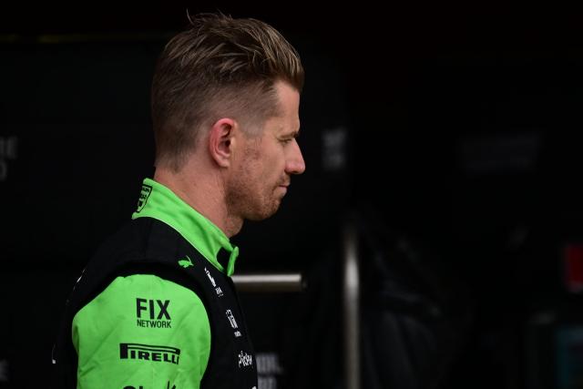 Kick Sauber's German driver Nico Hulkenberg walks back during the qualifying session ahead of the Formula One British Grand Prix at the Silverstone motor racing circuit in Silverstone, central England, on July 5, 2025. (Photo by Ben STANSALL / POOL / AFP)