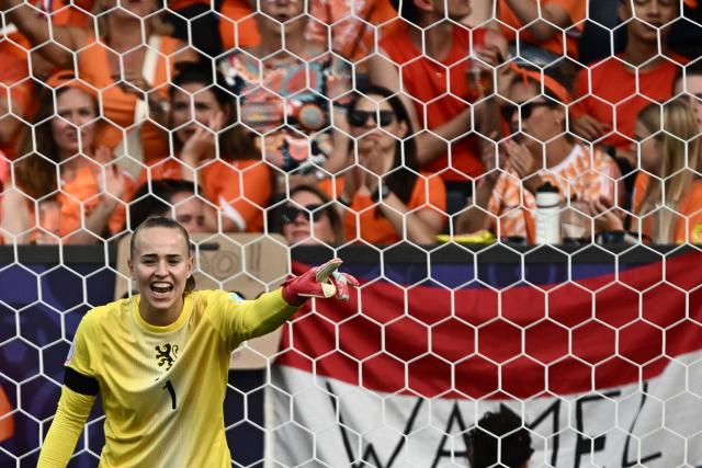 Netherlands' goalkeeper #01 Daphne van Domselaar reacts during the UEFA Women's Euro 2025 Group D football match between Wales and The Netherlands at the Allmend Stadion Luzern in Lucerne on July 5, 2025. (Photo by Fabrice COFFRINI / AFP)
