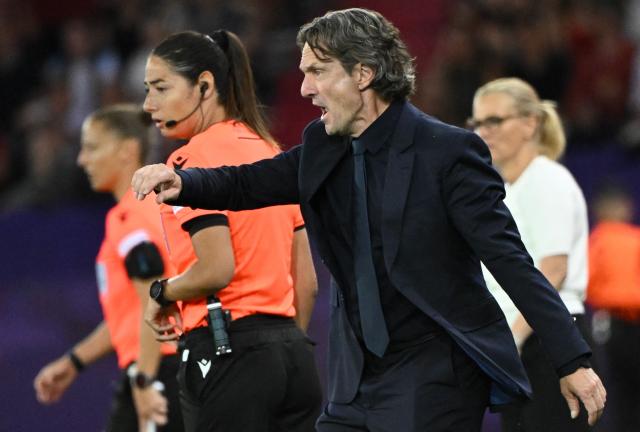 France's head coach Laurent Bonadei gives instructions to his players during the UEFA Women's Euro 2025 Group D football match between France and England at the Letzigrund Stadium in Zurich, on July 5, 2025. (Photo by SEBASTIEN BOZON / AFP)