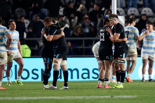 Players react at the end of the international rugby test match between Argentina and England at the Jorge Luis Hirschi Stadium in La Plata, Buenos Aires province, Argentina, on July 5, 2025. (Photo by ALEJANDRO PAGNI / AFP)