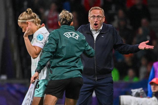 Iceland's coach Thorsteinn Halldorsson reacts during the UEFA Women's Euro 2025 Group A football match between Switzerland and Iceland at the Wankdorf stadium in Bern, on July 6, 2025. (Photo by SEBASTIEN BOZON / AFP)
