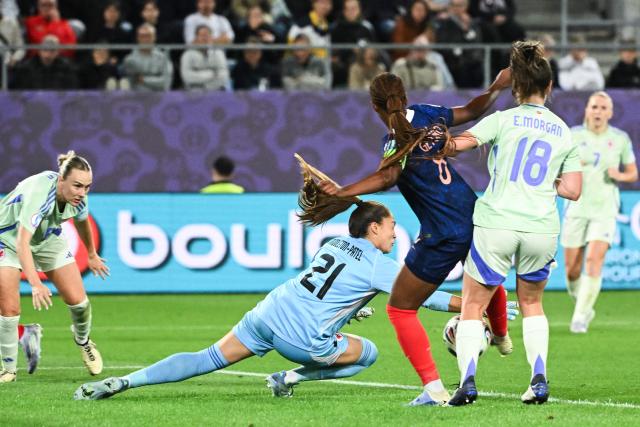 Wales' goalkeeper #21 Safia Middleton-Patel misses a goal by France's midfielder #08 Grace Geyoro who scored the fourth goal of the match during the UEFA Women's Euro 2025 Group D football match between France and Wales at the Arena St.Gallen in St. Gallen on July 9, 2025. (Photo by SEBASTIEN BOZON / AFP)