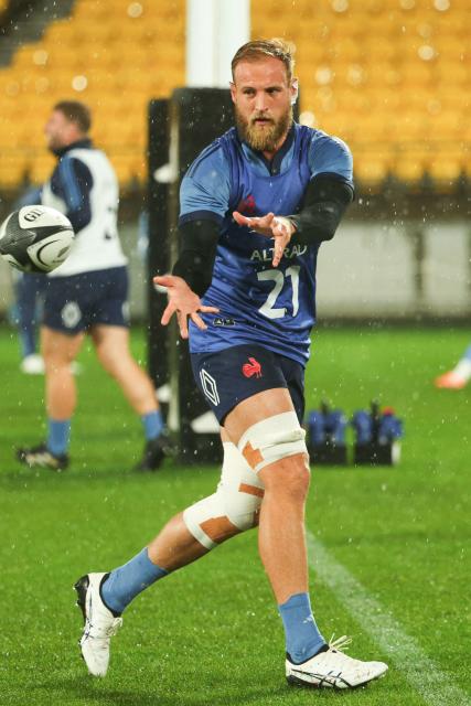 France's Jacobus van Tonder trains during the captain's run ahead of the second international rugby Test match against New Zealand, at Sky Stadium in Wellington on July 11, 2025. (Photo by Marty MELVILLE / AFP)