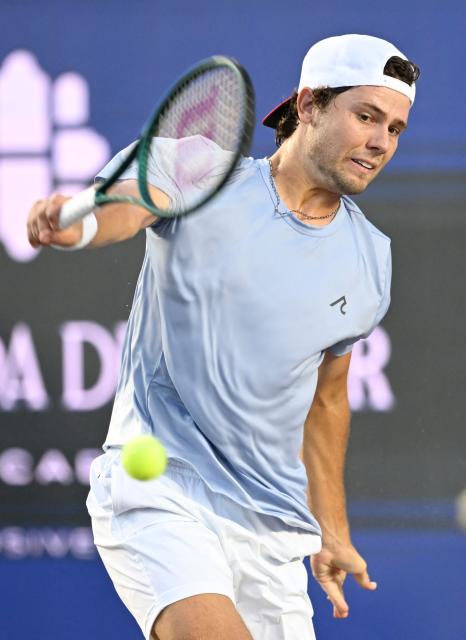 US' Aleksandar Kovacevic returns to Lebanon's Hady Habib during their Mexico ATP Open men's singles tennis match at the Cabo Sports Complex in Los Cabos, Baja California, Mexico on July 14, 2025. (Photo by Alfredo ESTRELLA / AFP)