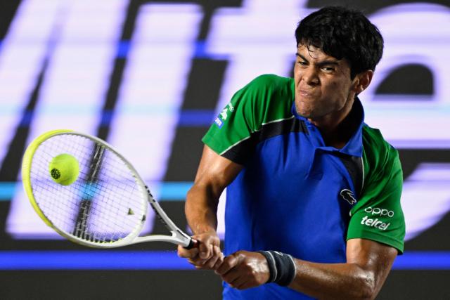 Mexico's Rodrigo Pacheco returns the ball to Australia's Adam Walton during the Mexico ATP Open men's singles tennis match at the Cabo Sports Complex in Los Cabos, Baja California, Mexico on July 15, 2025. (Photo by Alfredo ESTRELLA / AFP)