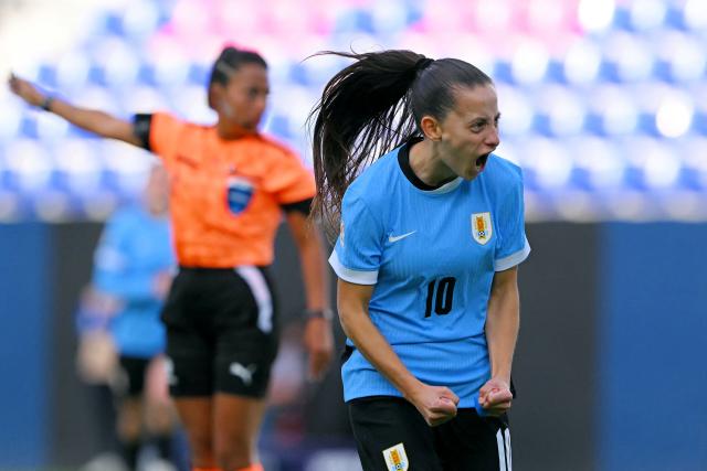 Uruguay's forward #10 Belen Aquino celebrates scoring his team's first goal during the Women's Copa America 2025 football match between Uruguay and Peru at the IDV stadium in Quito on July 18, 2025. (Photo by Rodrigo BUENDIA / AFP)
