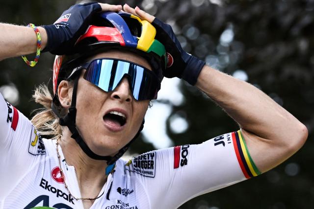 AG Insurance - Soudal Team's Mauritius rider Kimberley Le Court Pienaar cycles to the finish line to win the 5th stage (out of 9) of the fourth edition of the Women's Tour de France cycling race, 165.8 km from Chasseneuil-du-Poitou to Gueret, in Gueret, central France on July 30, 2025. (Photo by JULIEN DE ROSA / AFP)