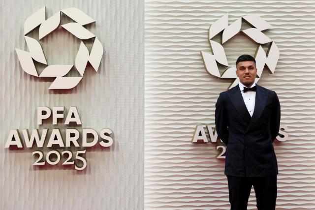 Leeds United's Dutch striker Joel Piroe poses upon arrival to attend the 2024-2025 Professional Footballers' Association (PFA) awards, at the Opera House in Manchester, northern England, on August 19, 2025. (Photo by Darren Staples / AFP)