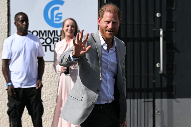 Britain's Prince Harry, Duke of Sussex waves to well-wishers after a visit to Community Recording Studio in Nottingham, central England on September 9, 2025. Set up in 1991, the Community Recording Studio, based in St Anns, teaches film and video skills as well as music, giving youngsters access to professional equipment and key industry contacts, and musicians. (Photo by Oli SCARFF / AFP)