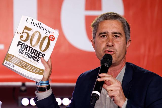 Ecologiste et Social's MP Francois Ruffin attends the annual "Fete de l'Humanite" festival organised by French communist newspaper L'Humanite, in Bretigny-sur-Orge, south of Paris, on September 13, 2025. (Photo by Ian LANGSDON / AFP)