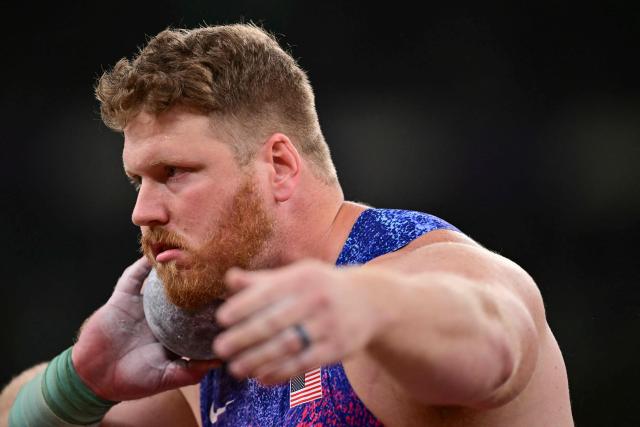 US' athlete Ryan Crouser competes in the men's shot put final during the World Athletics Championships in Tokyo on September 13, 2025. (Photo by Ben STANSALL / AFP)