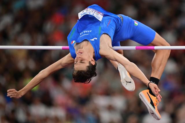 Italy's athlete Matteo Sioli competes in the men's high jump final during the World Athletics Championships in Tokyo on September 16, 2025. (Photo by Ben STANSALL / AFP)