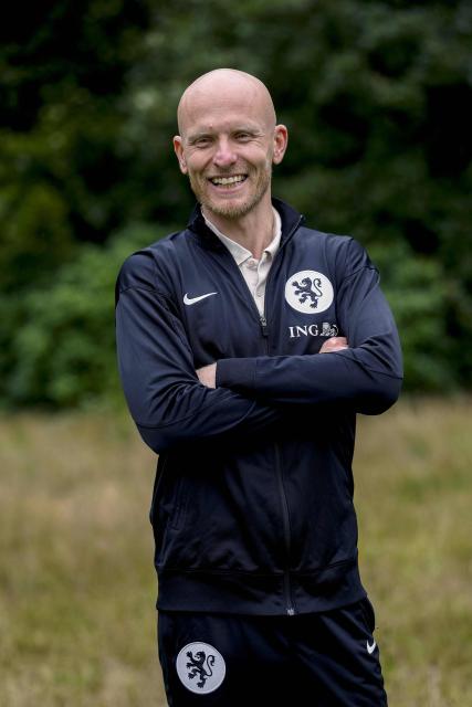 Newly appointed head coach of the Dutch women's national football team Arjan Veurink poses during his presentation in Zeist, the Netherlands, on September 16, 2025. (Photo by Bas Czerwinski / ANP / AFP) / Netherlands OUT