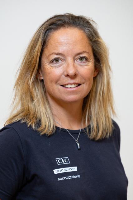 French skipper Alexia Barrier poses following a press conference in Paris on September 16, 2025. A crew of seven female sailors will attempt in November 2025 to break the crewed, round the world, unassisted, and non-stop sailing record, during the Jules Verne Trophy. (Photo by GEOFFROY VAN DER HASSELT / AFP)