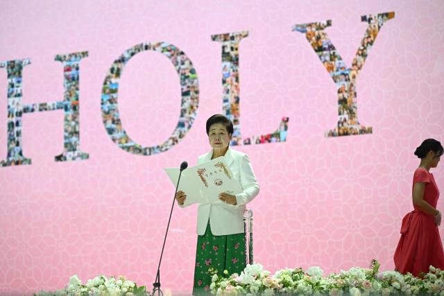 (FILES) This picture taken on April 12, 2025 shows Unification Church leader Han Hak-ja attending a mass wedding ceremony organised by the Unification Church at Cheongshim Peace World Center in Gapyeong. South Korean prosecutors on September 18, 2025 requested an arrest warrant for the leader of the Unification Church, Han Hak-ja, over bribery linked to a former first lady and incitement to destroy evidence. (Photo by Jung Yeon-je / AFP)