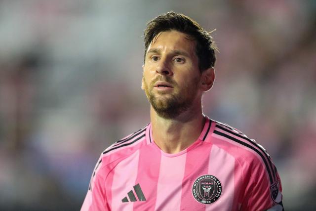 (FILES) Inter Miami's Argentine forward #10 Lionel Messi looks on during the Major League Soccer (MLS) non-conference regular season soccer match between Inter Miami CF and Seattle Sounders FC at Chase Stadium in Fort Lauderdale, Florida on September 16, 2025. Inter Miami and Lionel Messi have agreed to extend the Argentine star's contract with the Major League Soccer (MLS) club, according to a source close to the matter who spoke to AFP on September 17. (Photo by Chris Arjoon / AFP)