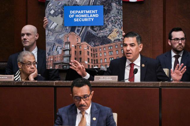 Committee ranking member Representative Robert Garcia (2R), Democrat from California, speaks as District of Columbia's Delegate to the House of Representatives Eleanor Holmes Norton (L) looks on during a House Oversight and Government Reform Committee hearing on the oversight of the District of Columbia, on Capitol Hill in Washington, DC, on September 18, 2025. (Photo by Oliver Contreras / AFP)