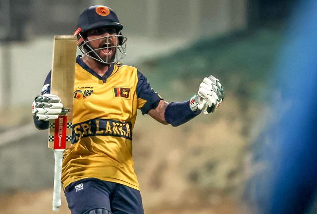 TOPSHOT - Sri Lanka's Kusal Mendis celebrates his team's win in the Asia Cup 2025 Twenty20 international cricket match between Afghanistan and Sri Lanka at the Sheikh Zayed Cricket Stadium in Abu Dhabi on September 18, 2025. (Photo by Fadel SENNA / AFP)