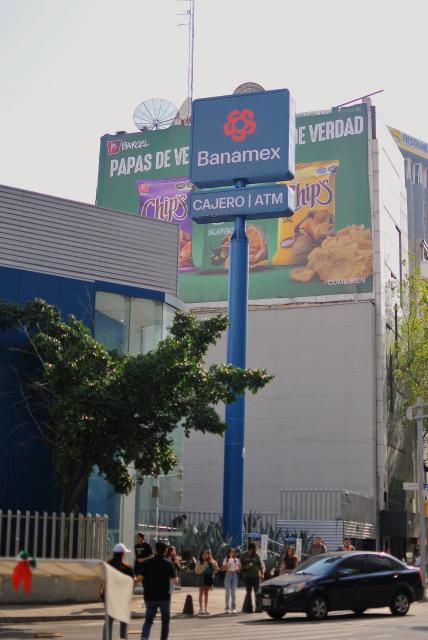 A branch of Banamex, Mexico's fourth largest financial group, is pictured in Mexico city on September 24, 2025. Mexican tycoon Fernando Chico Pardo has agreed to pay $2.3 billion to acquire a 25-percent stake in US banking giant Citi's Mexican subsidiary, the group said on September 24, 2025. (Photo by Victor CRUZ / AFP)