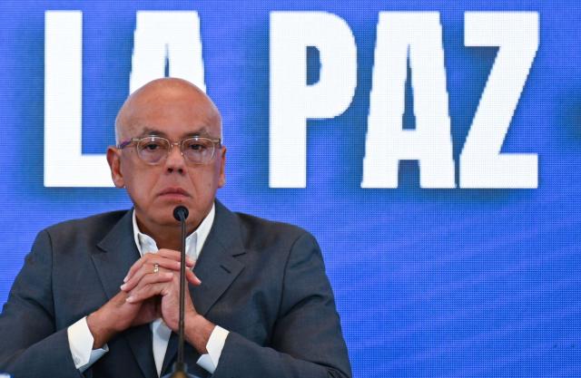 Venezuela's National Assembly President Jorge Rodriguez gestures during a meeting with accredited diplomatic representatives in Caracas on September 29, 2025. Venezuelan President Nicolas Maduro is ready to declare a state of emergency over the threat of US "aggression" following a spate of deadly US strikes on suspected Venezuelan drug boats, Vice President Delcy Rodriguez said on Monday. (Photo by Juan BARRETO / AFP)