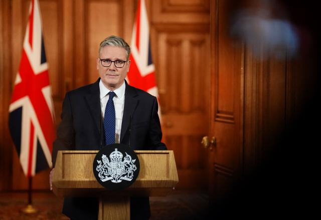 Britain's Prime Minister Keir Starmer delivers a speech inside 10 Downing Street, in central London, on October 2, 2025. The Prime Minister left a European political summit in Denmark early on October 2, to chair an emergency security meeting in London, after two people were killed and four wounded outside a Manchester synagogue packed with worshippers on a Jewish holiday, UK police said, adding they shot dead the suspect in the "terrorist attack". (Photo by James Manning / POOL / AFP)